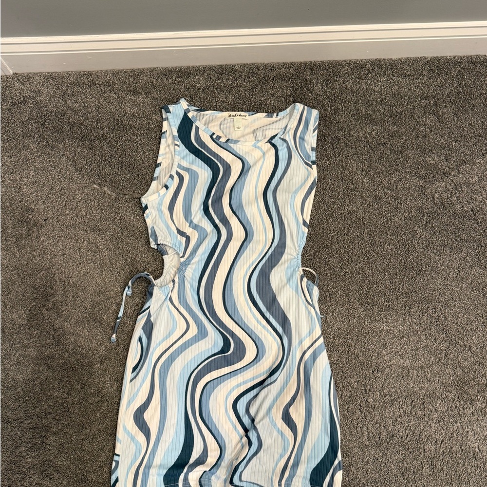 Derek Heart Blue and White Wavy Print Cutout Dress